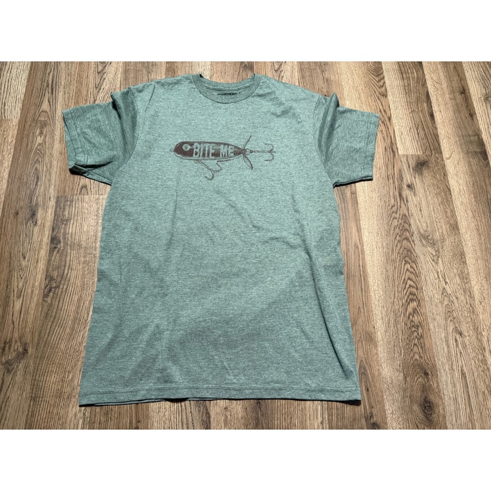 Bonehead Outfitters Mens Bite Me Fishing Lure Graphic T-Shirt‎ Green Heather M